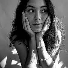 Willa Decker's Instagram, Twitter & Facebook