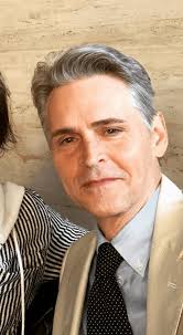 Guy Cihi sieht auf diesem Bild viel mehr wie James aus... : r/silenthill