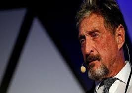 ،هو مبرمج حاسوب أمريكي ومؤسس شركة ماكافي ،يعد واحدا من أوائل الأشخاص الذين صمموا برنامج مضاد للفيروسات و أحد أهم مطوري برامج البحث المسحي عن الفيروسات. 2f7ssx7u5enxsm