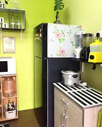 Dapur adalah bagian yang sangat penting untuk sebuah rumah, sehingga dekorasi dapur kecil yang buruk bisa membuat dapur terasa tidak nyaman. Cara Hias Ruang Dapur Kecil Desainrumahid Com