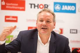 Nach vier pleiten in folge hat werder bremen in der saisonvorbereitung endlich wieder gewonnen. Rot Weiss Erfurt Nowag Stellt Charakterfrage