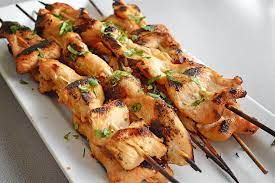 Frigarui din carne de pui la cuptorskewers of chicken in the oven. Reteta De Frigarui De Pui Marinate Cu Mustar Depozitul De Retete