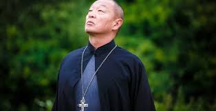 Κορυφαίος Αμερικανός ηθοποιός πολεμικών τεχνών ασπάστηκε την ορθοδοξία! -  ΕΚΚΛΗΣΙΑ ONLINE