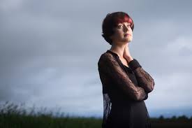 There's not much as it is just a flash transceiver. Overview And Test Of The New Cactus V6ii Wireless Flash Trigger For High Speed Sync