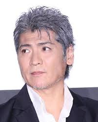 吉川晃司 芸能界デビューを勝ち取った裏に 頭の良さ ライブドアニュース cool hairstyles hairstyle hair styles