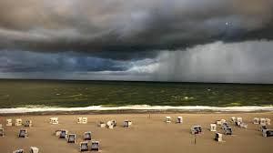 Check spelling or type a new query. Unwetterwarnung Sylt Aktuell Vor Gewitter Sturm Starkregen Sylt Tv