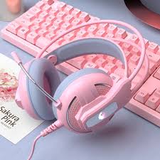 Yulass Gaming Headphones Wired Girl Pink Stereo Large Headphone Noise Canceling Headphone With Microph In 2020 Gaming Headphones Cute Headphones Video Game Room Design