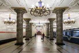 Züge von moskau nach sankt petersburg: Die Metro U Bahn In St Petersburg Russland