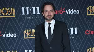 Season 2 (2021) fecha de estreno: Cuanto Ganan Los Actores De La Serie Quien Mato A Sara