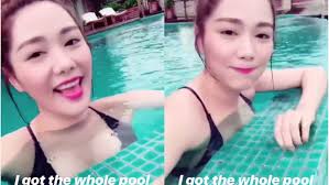 Exyi is the best video search engine, you can find all of the videos, watch, share, upload, download, videos which you want. æ¹¯æ´›é›¯é¦¬çˆ¾ä»£å¤«æ‹çŸ­ç‰‡æ›¬èº«æä¸€å€‹äººéœ¸æ™'æˆå€‹æ³³æ± å‹å¯«æ„ é¦™æ¸¯01 å³æ™‚å¨›æ¨‚