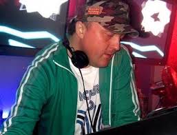 drumskool215: DJ Trace Live