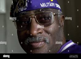 Purple heart awarded hi-res stock photography and images