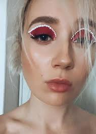 Contact клава кока on messenger. Pevica I Videobloger Klava Koka Podelilas V Instagram Novym Foto S Yarkim Makiyazhem Lifestyle Seldon Novosti