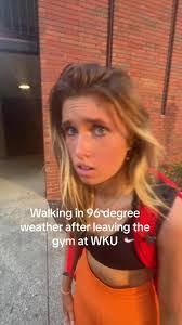 Eliza Everett's Instagram, Twitter & Facebook