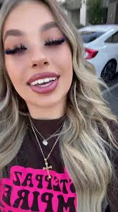 Lyssaabby's New Instagram Pictures