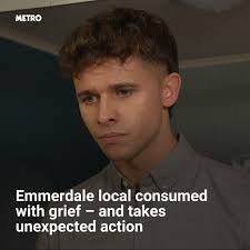 Jacob Gallagher lost his mum a few days ago ☹️