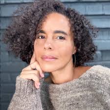 Parisa Fitz-Henley added a new photo.