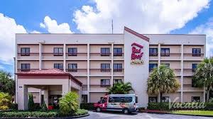 Hotel red roof inn plus+ miami airport is ideally suitable for a family, business, budget/backpackers, shopping vacation. Red Roof Inn Plus Miami Airport Miami Fort Lauderdale Hotels In Florida