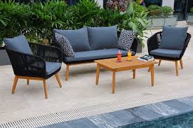 Encore plus agréable qu'un salon classique, il permet de rassembler amis ou famille dans son jardin et de profiter des beaux jours. Salon De Jardin Mala Beau Rivage 4 Personnes Pas Cher Salon De Jardin Cdiscount Soldes Cdiscount Top Soldes Cdiscount Ventes Pas Cher Com