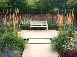 Suffolk Contemporary Courtyard Garden Shoot Contemporary Garden Design Contemporary Landscape Design Garden Spaces