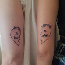 These linear designs are great for friends who have been through many ups and downs together, and remain loyal to each other. Best Matching Friend Tattoo To Explore Love Body Tattoo Art