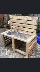 epingle par kerri o dette sur camp freedom north for real mobilier exterieur en palettes salon ikea bois detourne