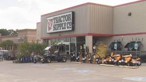 The organizational chart of tractor supply displays its 39 main executives including hal lawton, robert mills and greg mack. Investigators Say Teen Who Claimed He Was Crime Victim Was Part Of The Plot Kfdm