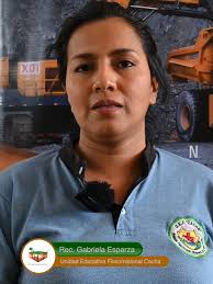 Desfile Del Colegio Unidad Educativa Daniel Alvarez Burneo