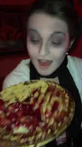 Here's a video of our Sweeney Todd themed haunted room. Pretty epic. Jeff  Sudakov did an amazing job with the concept and Dave Roden and Emma Roden  did an amazing improv job