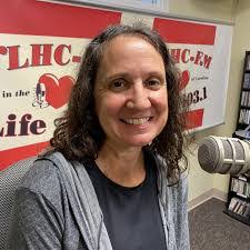 Vicki Dolan's Instagram, Twitter & Facebook