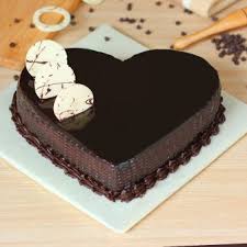 Top amazing #engagement cake#wedding cake anniversary cake heart shape three step cake new cake wala. Heart Shaped Cakes Online Send Heart Shaped Cakes To Your Love Across India Floweraura