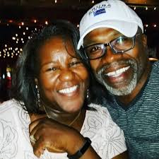 Father and daughter who allegedly blamed panhandlers for his wife's killing  extradited back to Baltimore to face murder charges