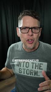 Jim Babb's Instagram, Twitter & Facebook