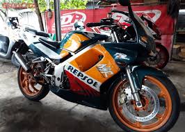 12.5 liter berat kosong : 3 Bengkel Spesialis Motor 2 Tak Mulai Dari Skuter Bebek Dan Sport Gridoto Com