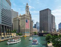 Festive Evening Summer Cruise Events Chicago Architecture Architecture Boat Tour Chicago Milwaukee City