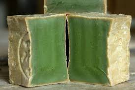 Famous Aleppo Soap Victim Of Syria S Conflict Aleppo Soap Homemade Soap Recipes Aleppo