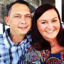 Debra Woosley's Instagram, Twitter & Facebook