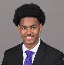 Aisha Childs's Instagram, Twitter & Facebook