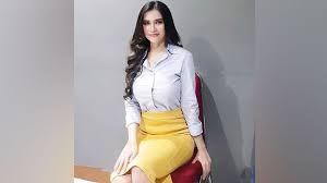 Cara senam kegel pada pria terdapat beberapa cara dan mayoritas gerakan dipusatkan pada bagian otot panggul dan bagian bawah tubuh. Manfaat Senam Kegel Untuk Wanita Seperti Yang Dilakukan Maria Vania Cantik Tempo Co