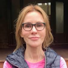 Gabrielle Layton's Instagram, Twitter & Facebook