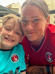 My bum is squeeking already and i'm not even going !! fishing in france so  will cheering the red army