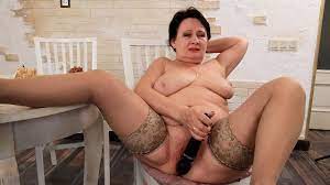 KarupsOW Scarlet Vladi – Toys Make Granny Squirt - UpdatesZ