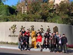由國立陽明交通大學於2013年建立的ewant育網開放教育平臺是臺灣第一個磨課師(massive open online courses, moocs)平臺，採用開放源碼的moodle線上教學系統作為平臺的核心，旨在. é™½æ˜Žäº¤é€šå¤§å­¸2 1åˆæ ¡äº¤å¤§ä»Š æ‹†æ ¡ç‰Œ æ ¡å‹æ¶æ‹