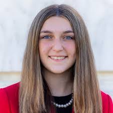 Caitlin Garrity's Instagram, Twitter & Facebook