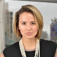 Elizabeth Platt's Instagram, Twitter & Facebook