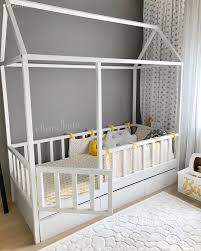 Surekli Degisim Icinde Olan Bu Evdeki Detayciliga Inanmak Cok Guc Room Makeover Bedroom Toddler Rooms Diy Toddler Bed