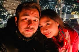 See more of raffi ahmad & nagita slavina fans on facebook. Sudah Tahu Raffi Ahmad Dan Nagita Slavina Jadi Ikon Pon Papua Arie Kriting Protes