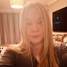 My first plant corner. So happy with it !!