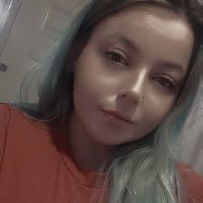 Fantastic business.. Simmons & Co . Went to the shop last week, lovely chap  assisted me-ordered a beautiful double Relyon bed, divan, mattress and  headboard included in their clearance sale for £899