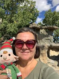 Good day all. We are looking for Michael Ebbs aged over 40 who was raised  in part in Elliot Lake in a Newfoundland family, who also had family in  Nunavut. Please pass